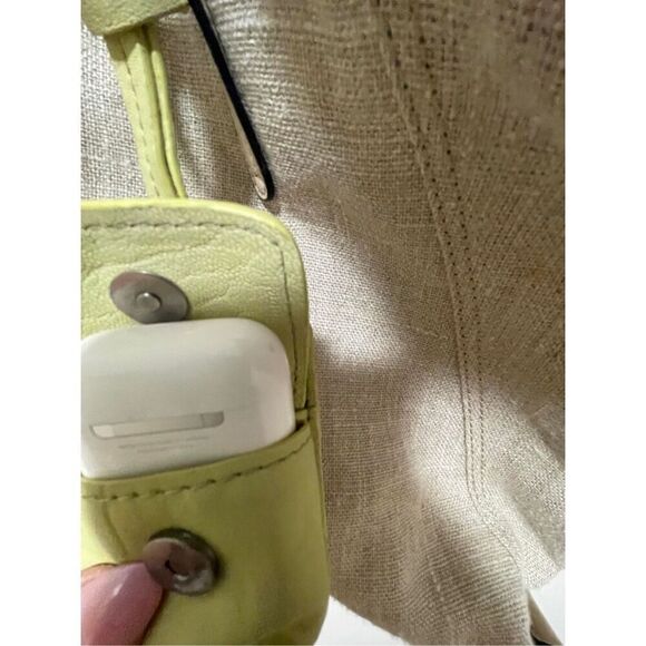 New Free People Street Sounds Pod Clip  leather - Picture 9 of 11